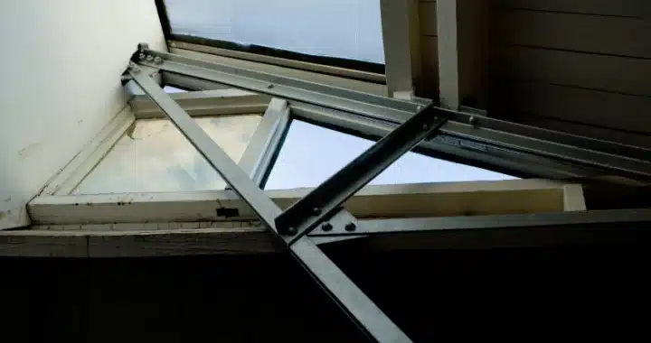 Reprise fenêtre de toit qui fuit