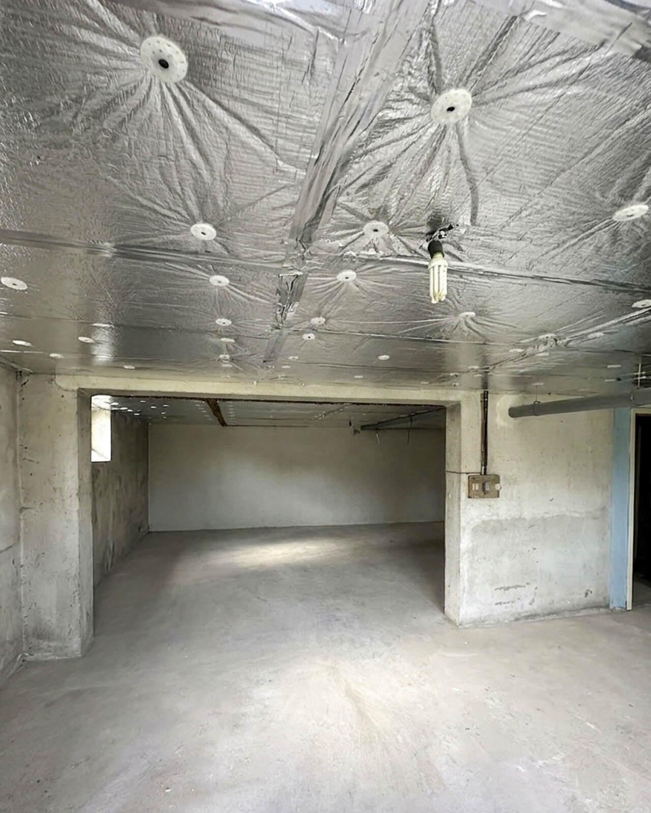 Une rénovation intérieure et isolation globale à Guiclan sur 300 m²